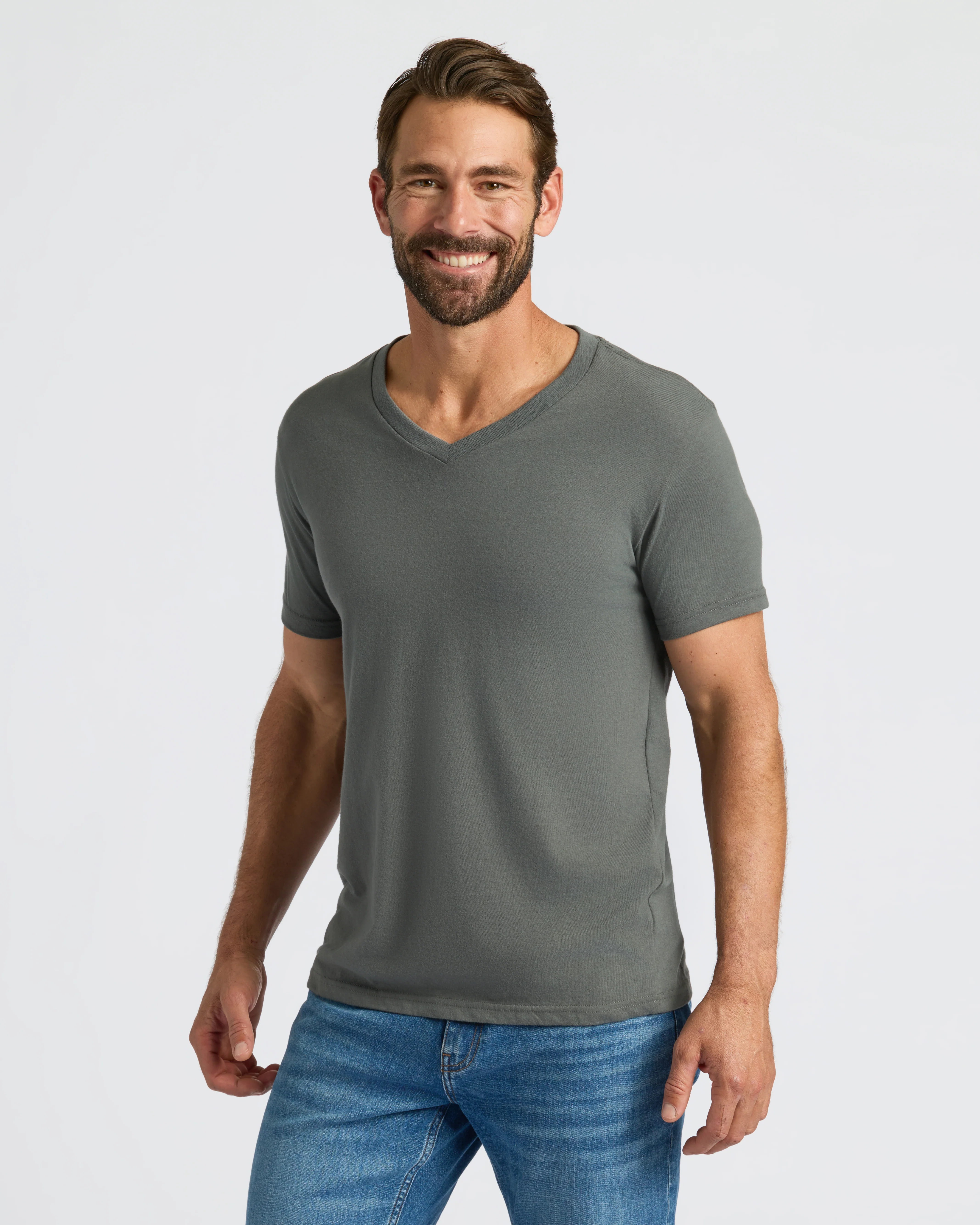 Carbon Classic V-Neck - Image 7