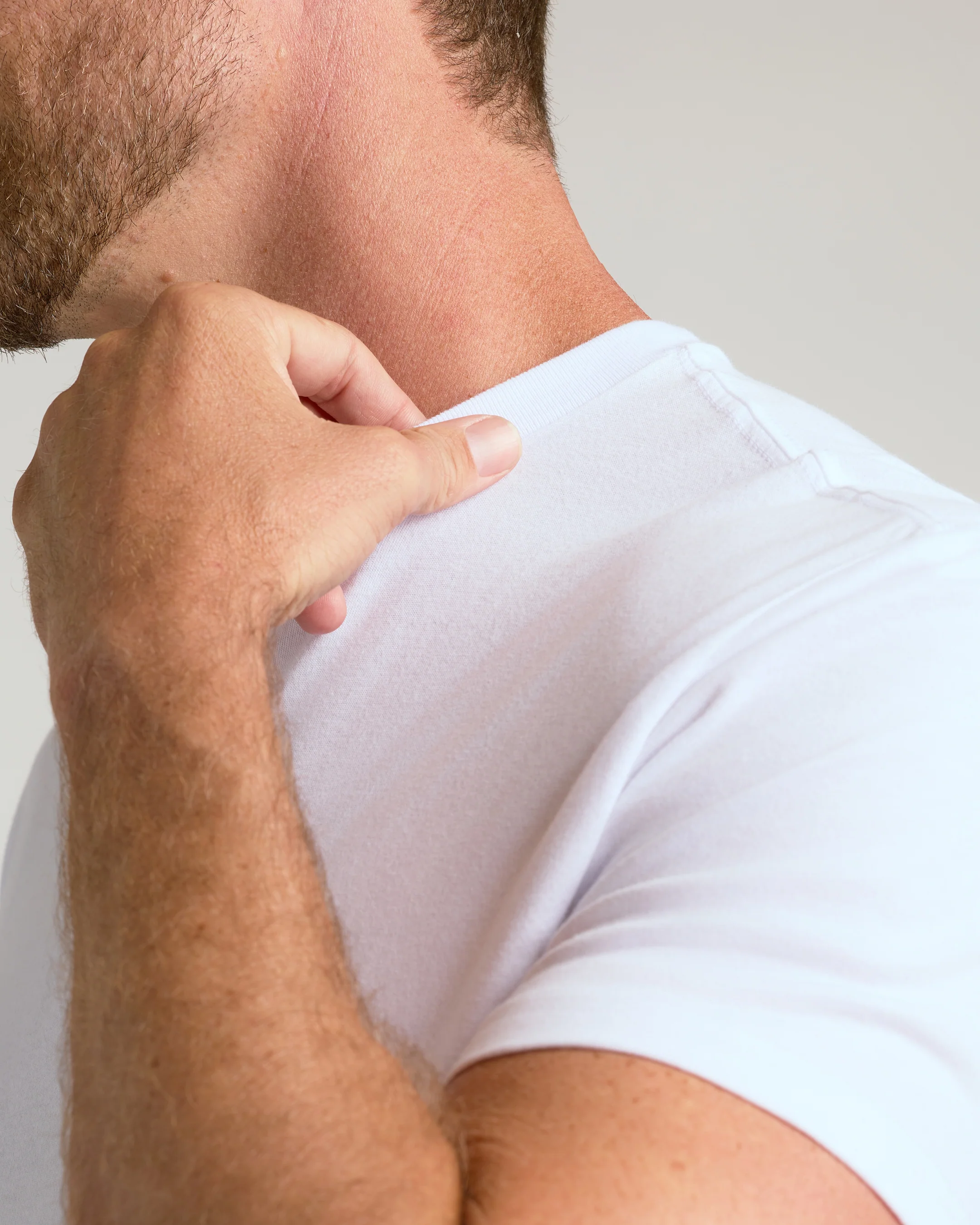 White Classic Crew Neck - Image 7